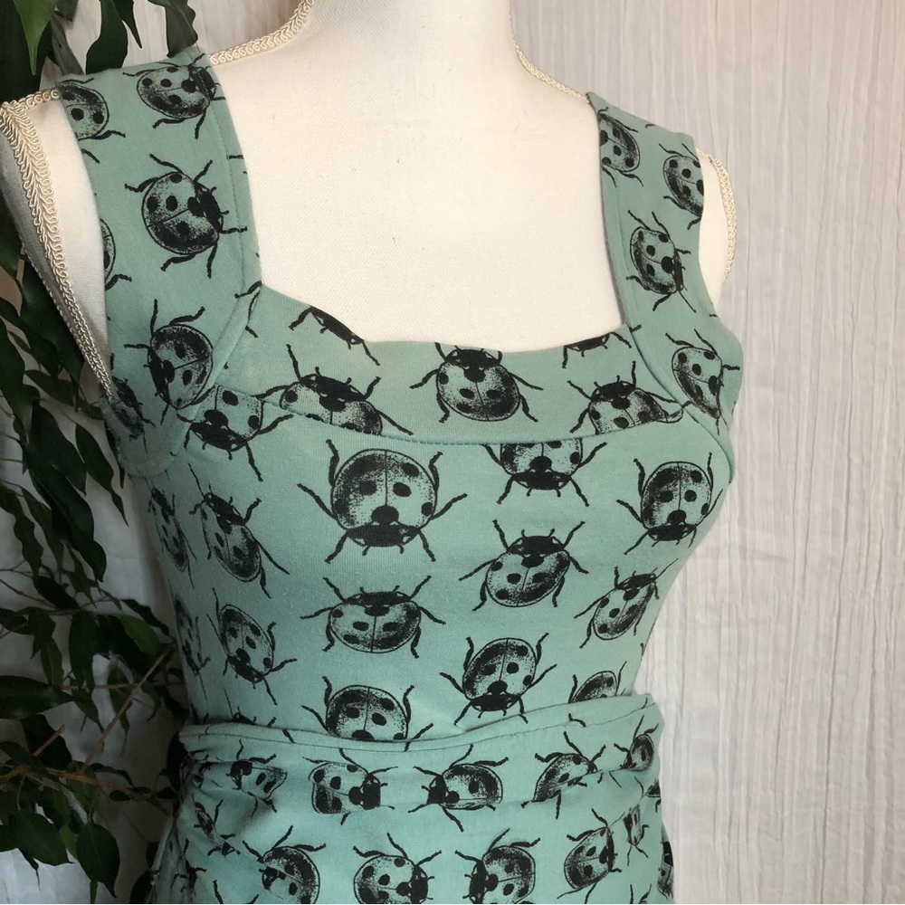 EFFIES HEART woman SZ M dress ladybug print fit & flair 50s look sweetheart neck - Picture 2 of 16